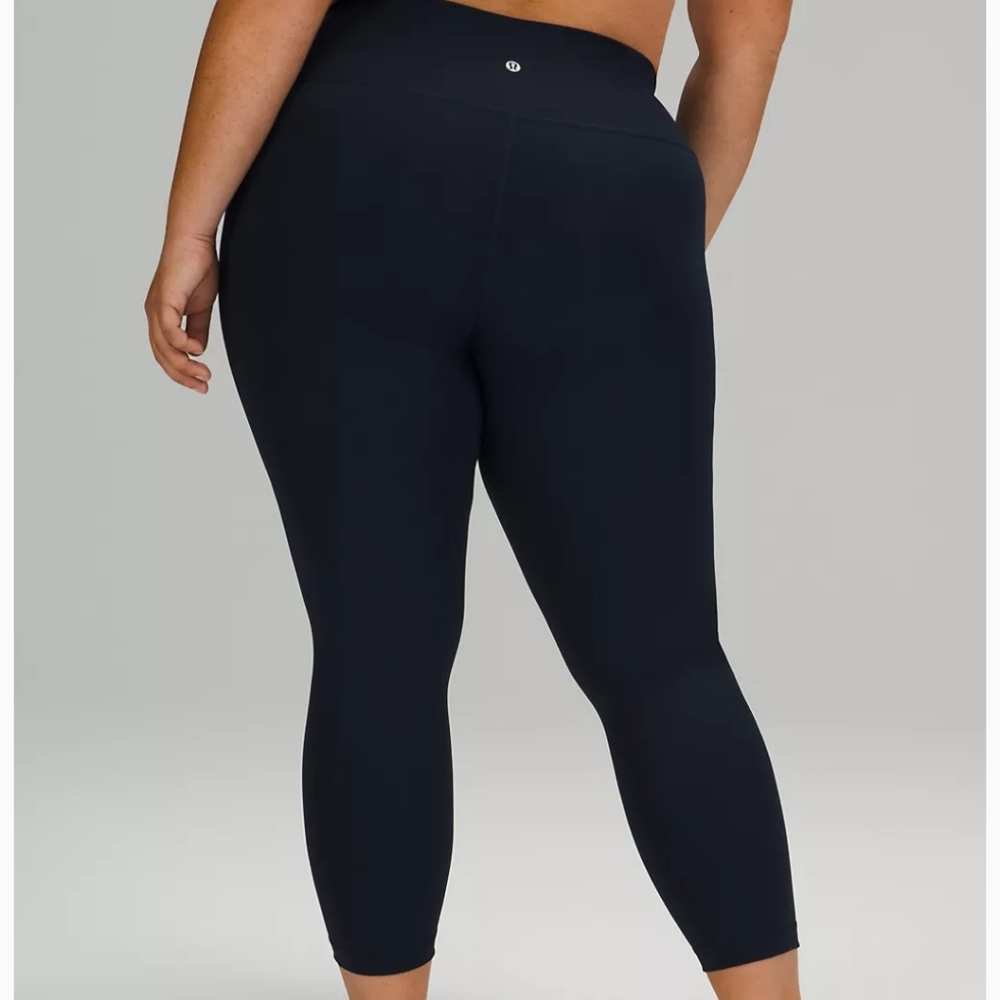 Lululemon Wunder Under - Picture 2 of 6